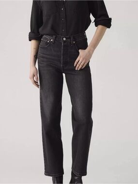 Levi’s Ribcage Straight Ankle Jeans - Black